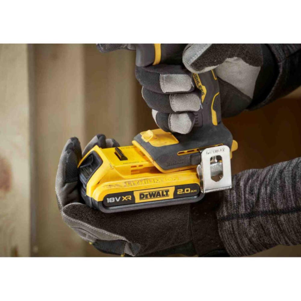 Шуруповерт DeWALT XR Li-Ion 18V, 2x2Ah, 74 Нм, 0-450/0-1650 об/хв, 1.12 кг, TSTAK (DCD794D2T)
