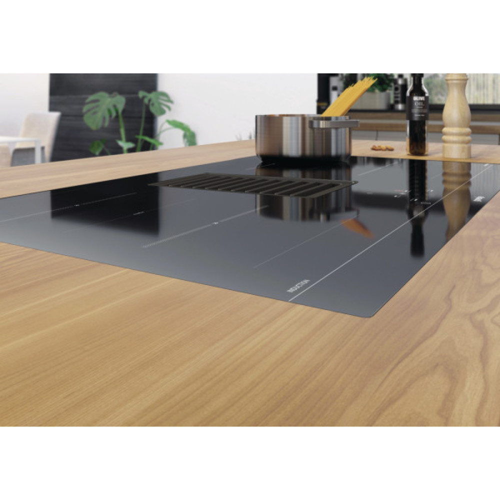 Варильна повверхня Gorenje індукційна, 83см, розширена зона, вбудована витяжка, 620м.куб/год, чорний