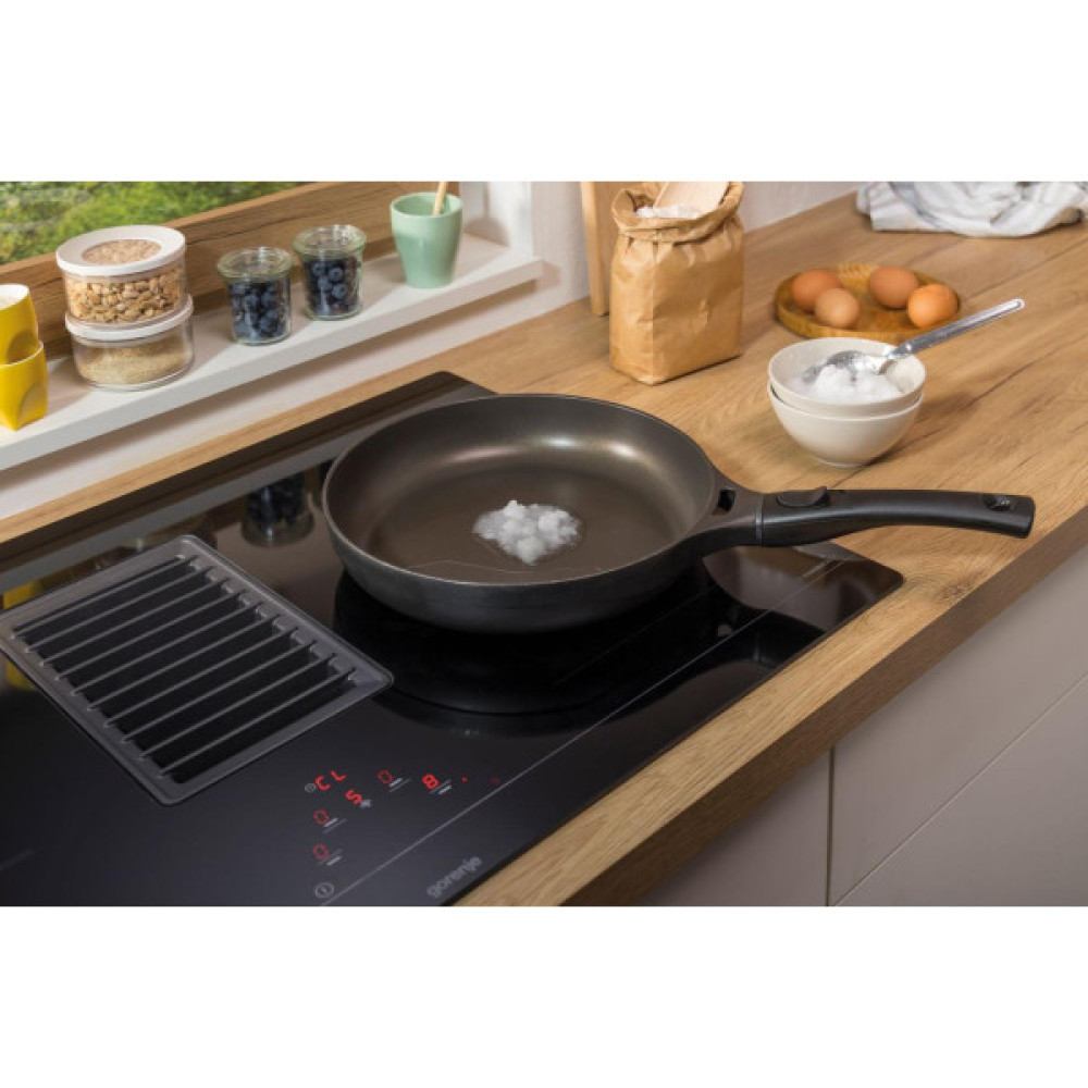 Варильна повверхня Gorenje індукційна, 83см, розширена зона, вбудована витяжка, 620м.куб/год, чорний