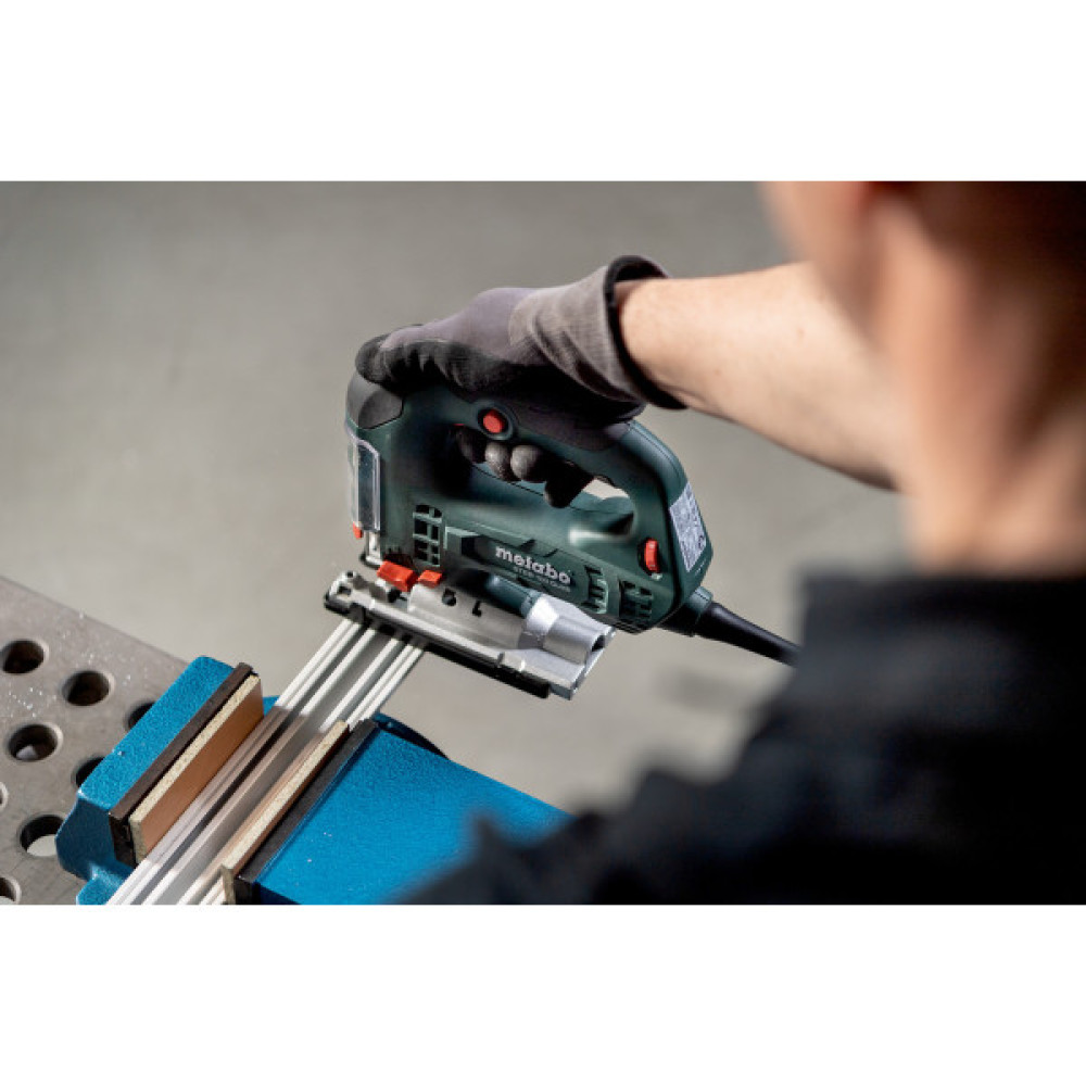 Лобзик Metabo STEB 100 Quick 710Вт 1000-3100об·хв хід 22мм 2.1кг