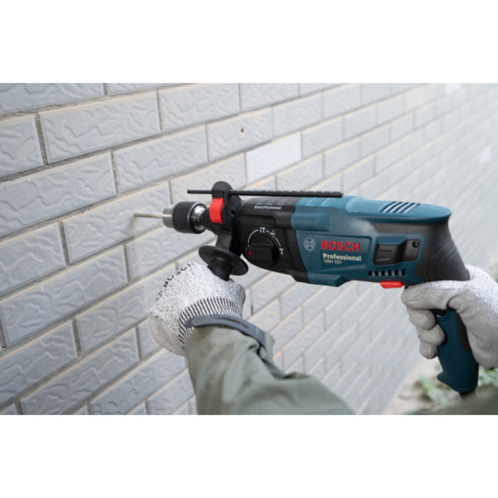 Перфоратор Bosch Professional GBH 220 SDS-plus 720Вт 2Дж 2.3кг