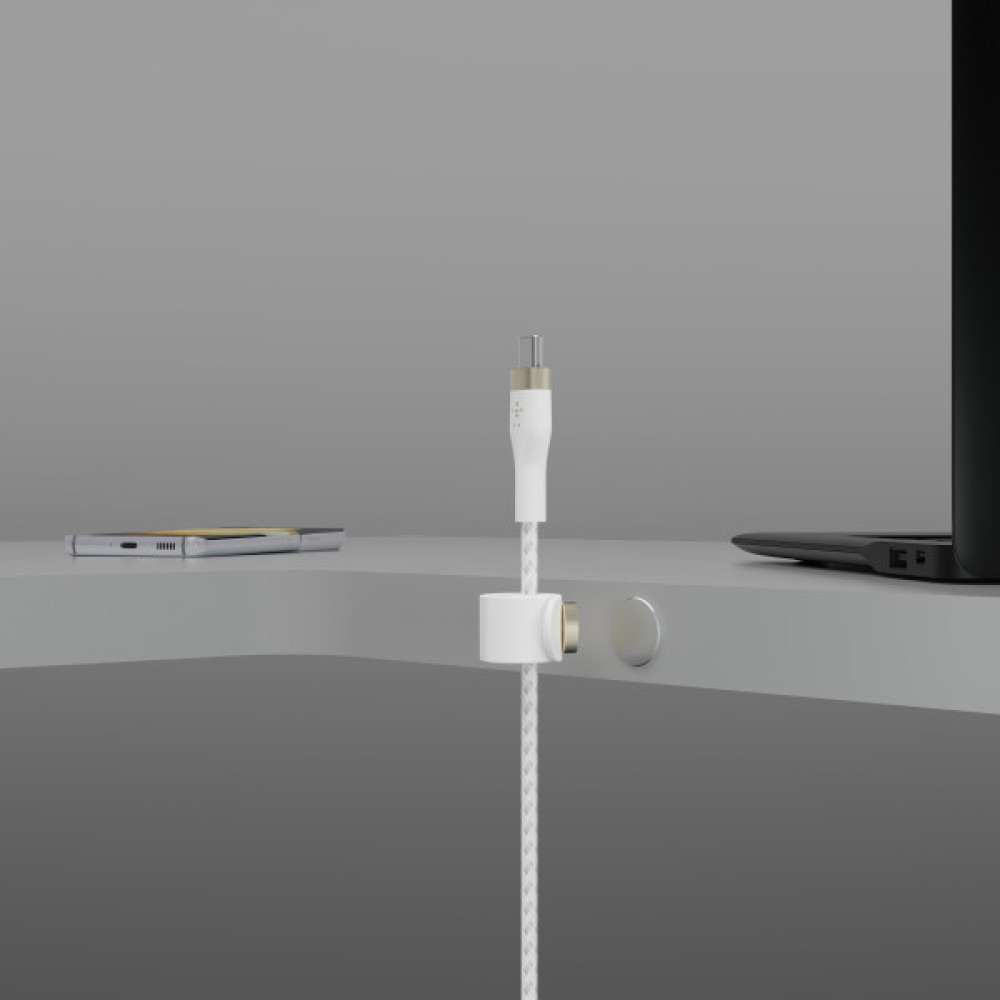 Кабель Belkin USB-C > USB-C заряджання/синхронізації 60Вт PD, 1м, плетений, силіконовий, з ремінцем на магніті, білий