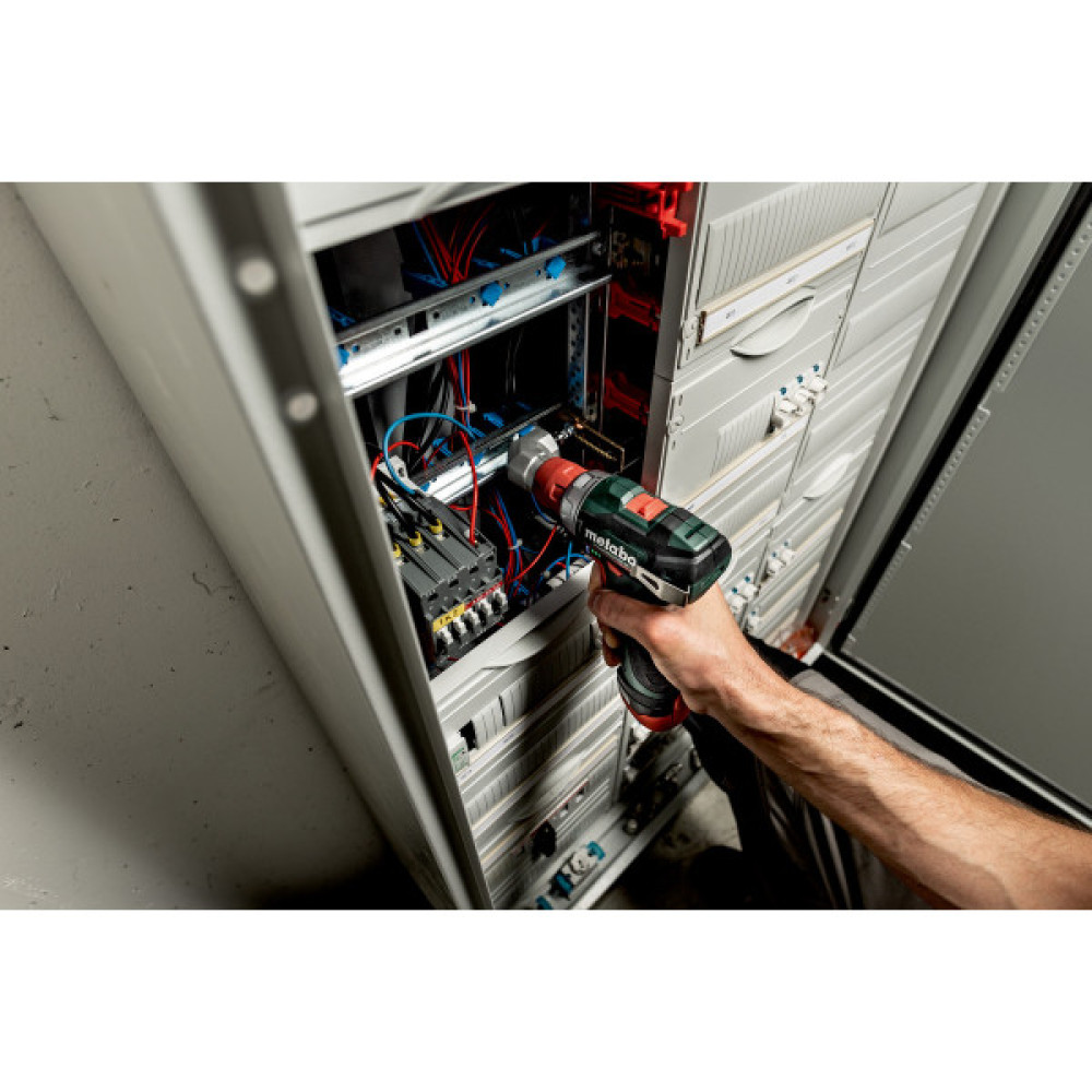 Шурупокрут-дриль акумуляторний Metabo PowerMaxx BS BL Q 12В 2х2.0А·год 20·38Нм кейс 0-400·0-1500об/хв 0.8кг