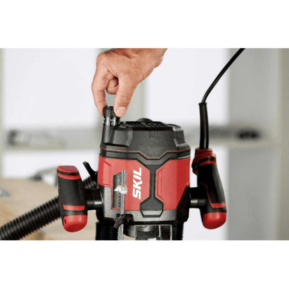 Фрезер SKIL 1860 AA 1400Вт цанга 6/6.35/8мм 30000об·хв 3.7кг