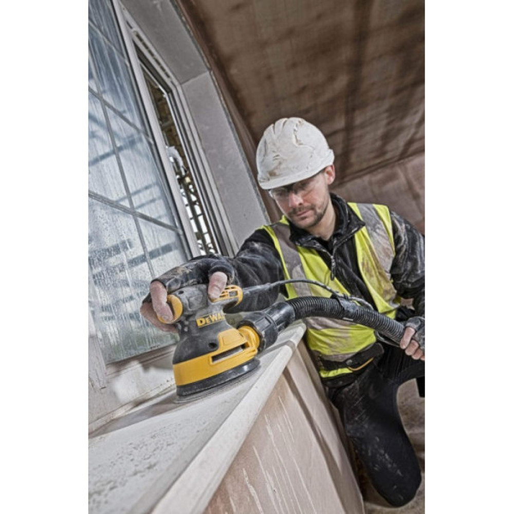 Шліфмашина ексцентрикова DeWalt 280Вт 8000-12000об·хв 125мм амплітуда 2.6мм 1.28кг