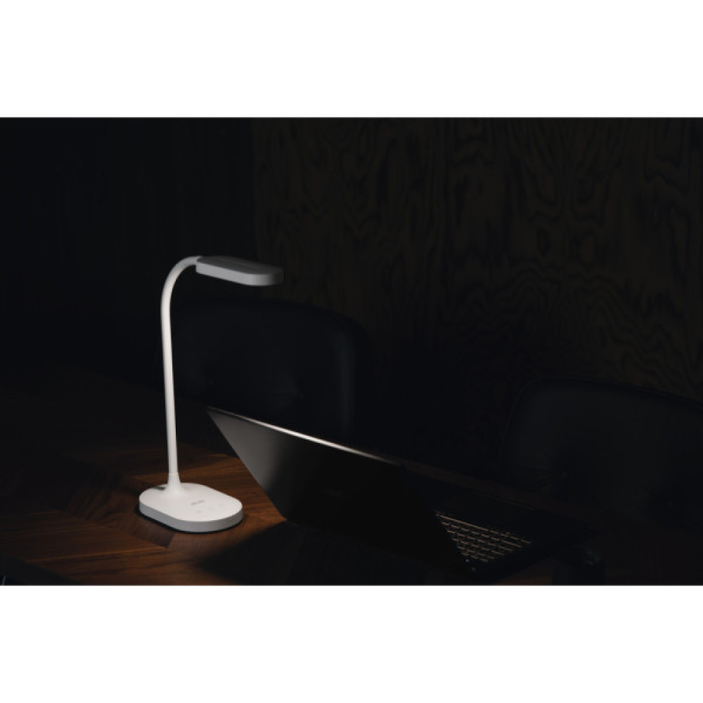 Настільна лампа 2E 9Вт 3000K 4000K 5700K 2200мАг USB-С без БЖ білий (2E-DL2236)