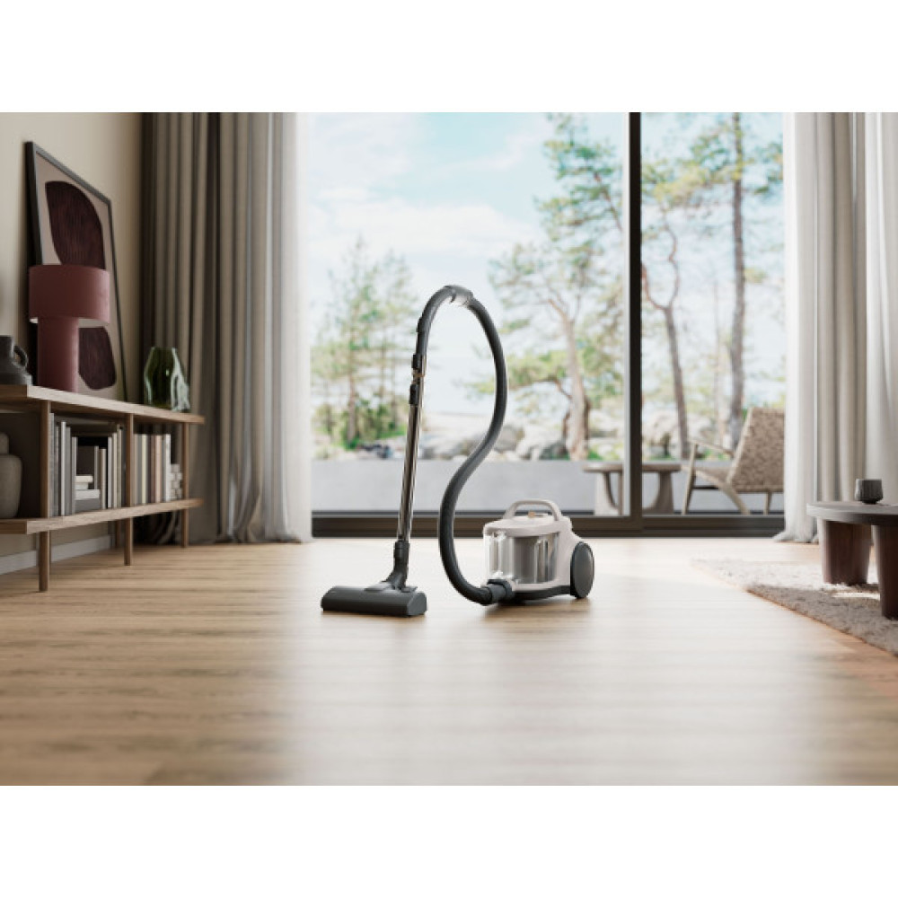 Пилосос Electrolux контейнерний, 850Вт, конт пил -2л, HEPA12, 3 насадки, білий