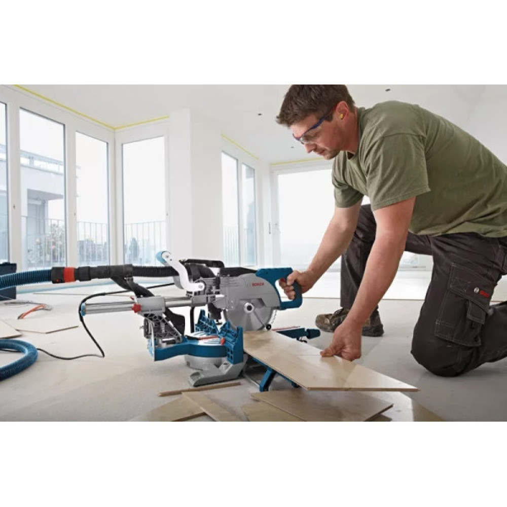 Пила торцювальна Bosch Professional GCM 8 SJL 1600Вт диск 216мм 17.3кг