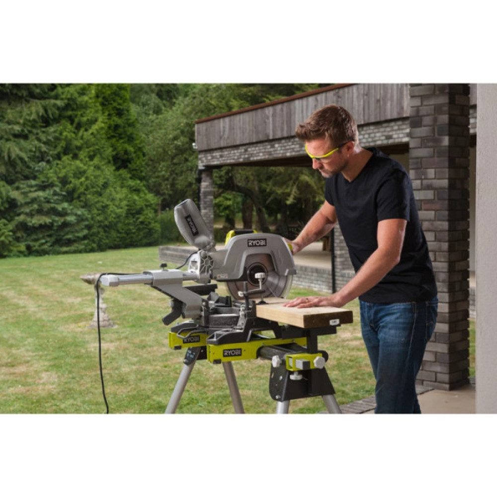 Пила торцювальна Ryobi EMS305RG з протяжкою 2200Вт диск 305мм лазер 20.7кг