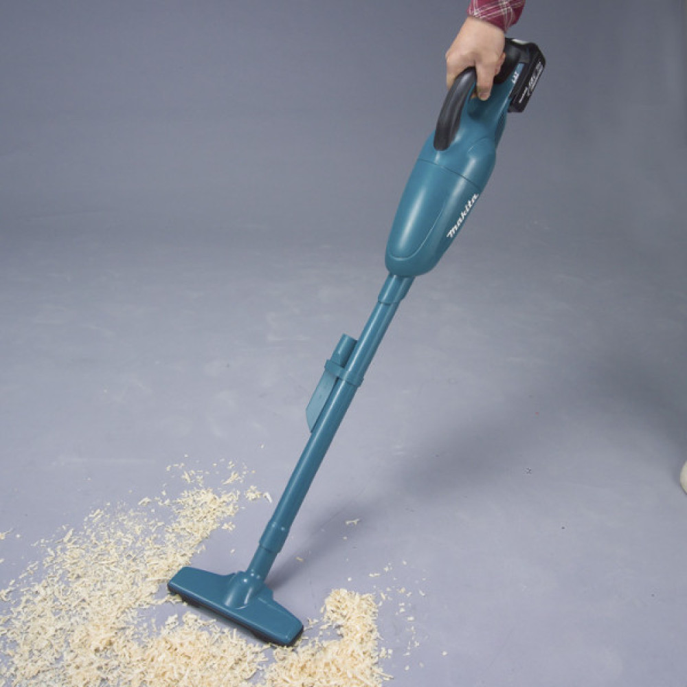 Пилосос професійний акумуляторний Makita DCL180Z, LXT 18В, 36мБар, контейнер 0.65л, без АКБ та ЗП