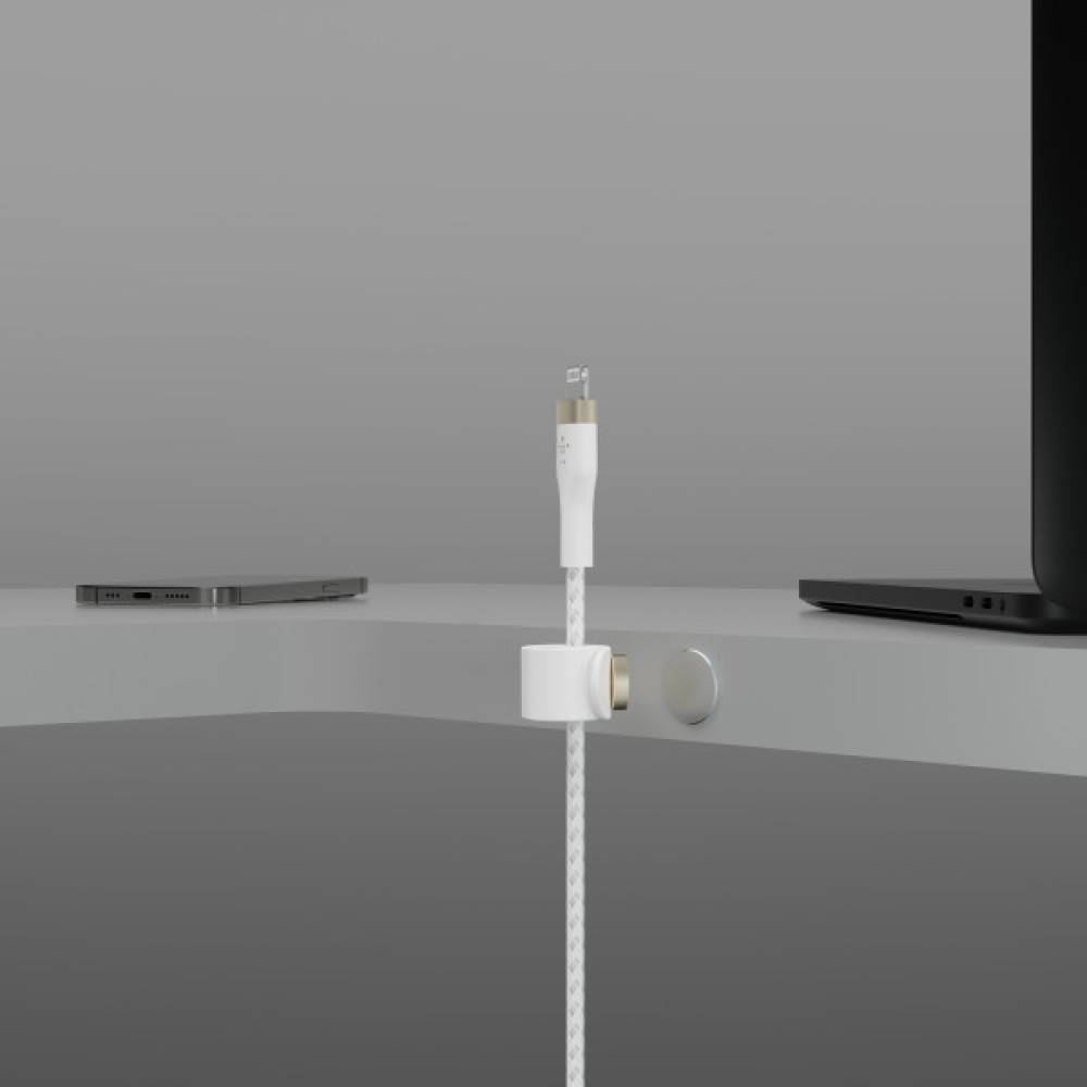 Кабель Belkin USB-C > Lightning заряджання/синхронізації 30Вт PD, 1м, плетений, силіконовий, з ремінцем на магніті, білий