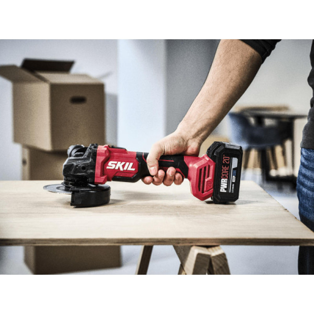 Шліфмашина кутова акумуляторна SKIL 3923 CA 20В 10000об/хв плав. пуск 125мм 1.63кг без АКБ та ЗП