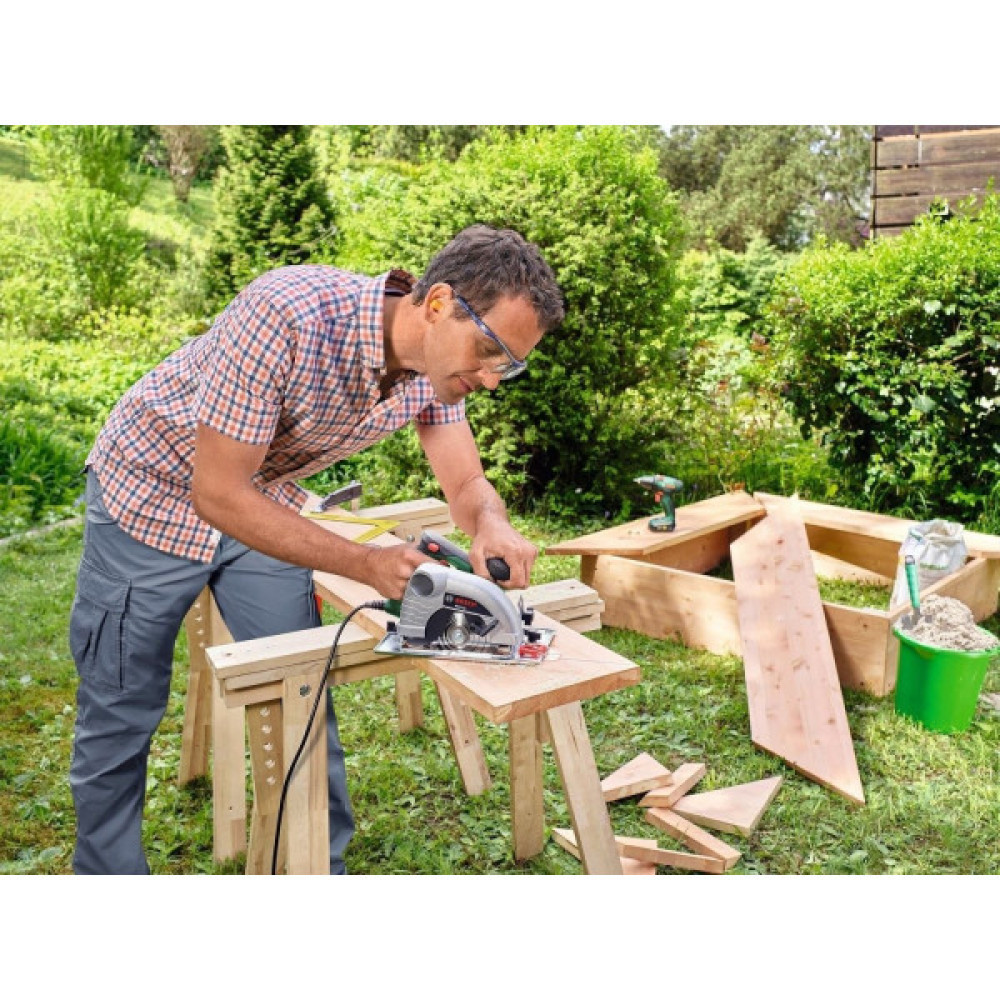 Пила дискова Bosch PKS 40 850Вт 130мм 2.6кг