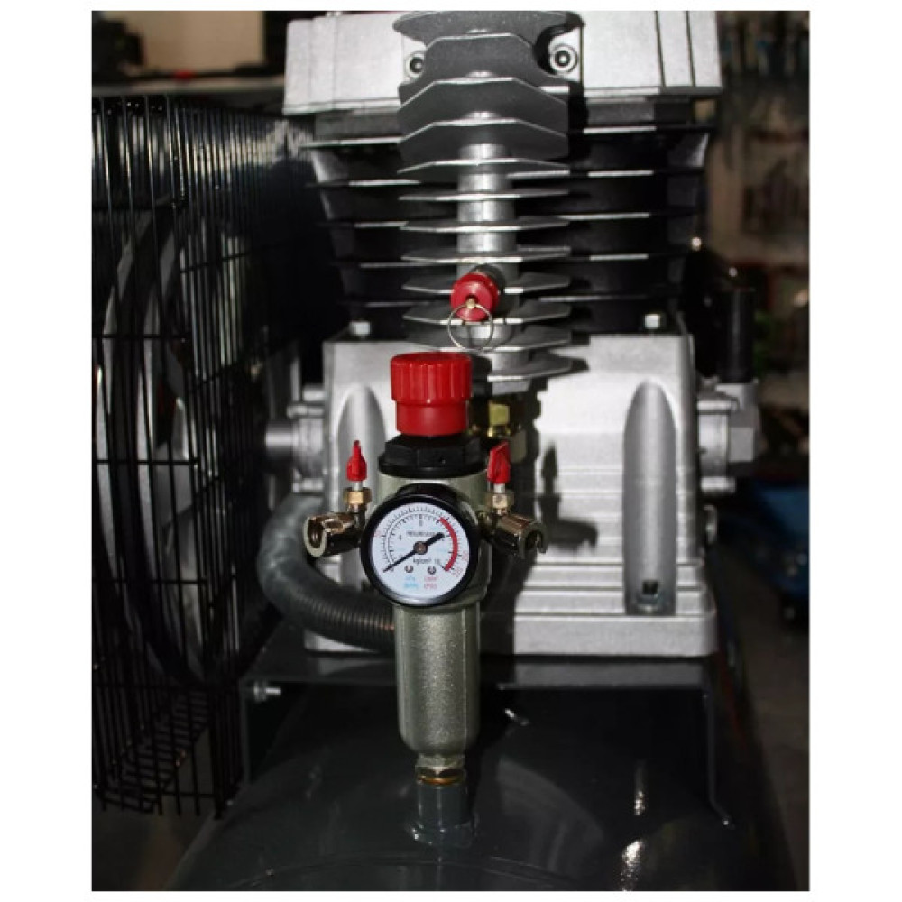 Компресор GTM 380V, 760/600л/хв 4кВт 10бар, ресівер 200л (KCH2090-200L)