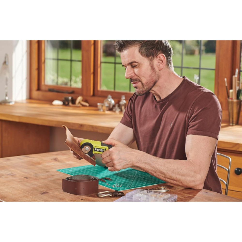 Різак акумуляторний Ryobi USB Lithium RCT4-120G 4В 2А·год рез 6.4мм 270об·хв 0.27кг