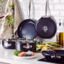 Сотейник GreenPan Barcelona Pro з кришкою 24 см, 3,4 л (CC005327-001) Сотейник GreenPan Barcelona Pro з кришкою 24 см, 3,4 л (CC005327-001)
