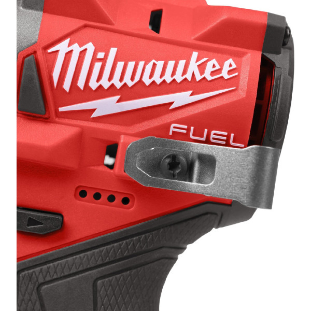 Набір із двох акумуляторних інструментів Milwaukee M12 FPP2A2-402X шурупокрут-дриль M12 FPD2-0 гвинтоверт M12 FID2-0 акб М12 2х4А·год ЗП C12C кейс