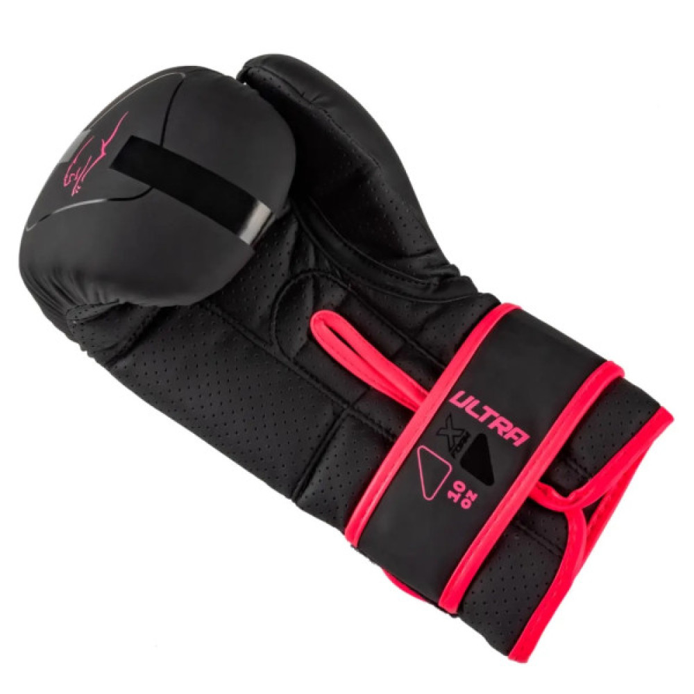 Боксерські рукавички PowerPlay 3024 Ultra Mat Чорно-Рожеві 8 унцій (PP_3024_8oz_Bl/Pink)