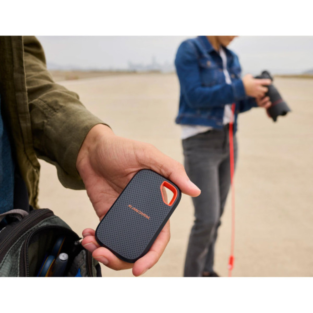 Накопичувач SSD USB 3.2 1TB SanDisk (SDSSDE70-1T00-G25)