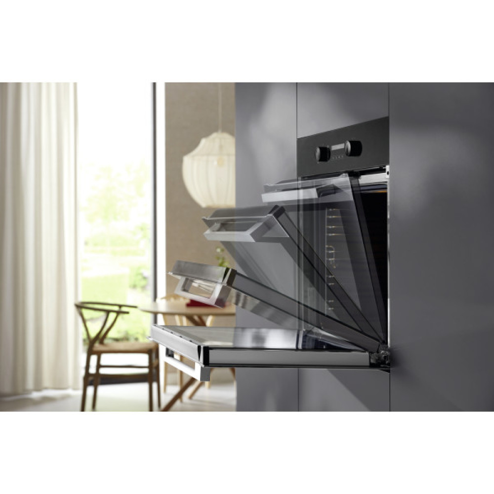 Духова шафа Miele H 2861 B Clean Steel електрична, 76л, A+, дисплей, конвекція, телескопічні напрямні, чорний