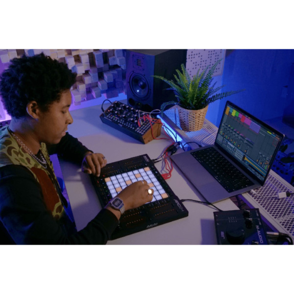 MIDI контролер Akai APC 64 (240983)
