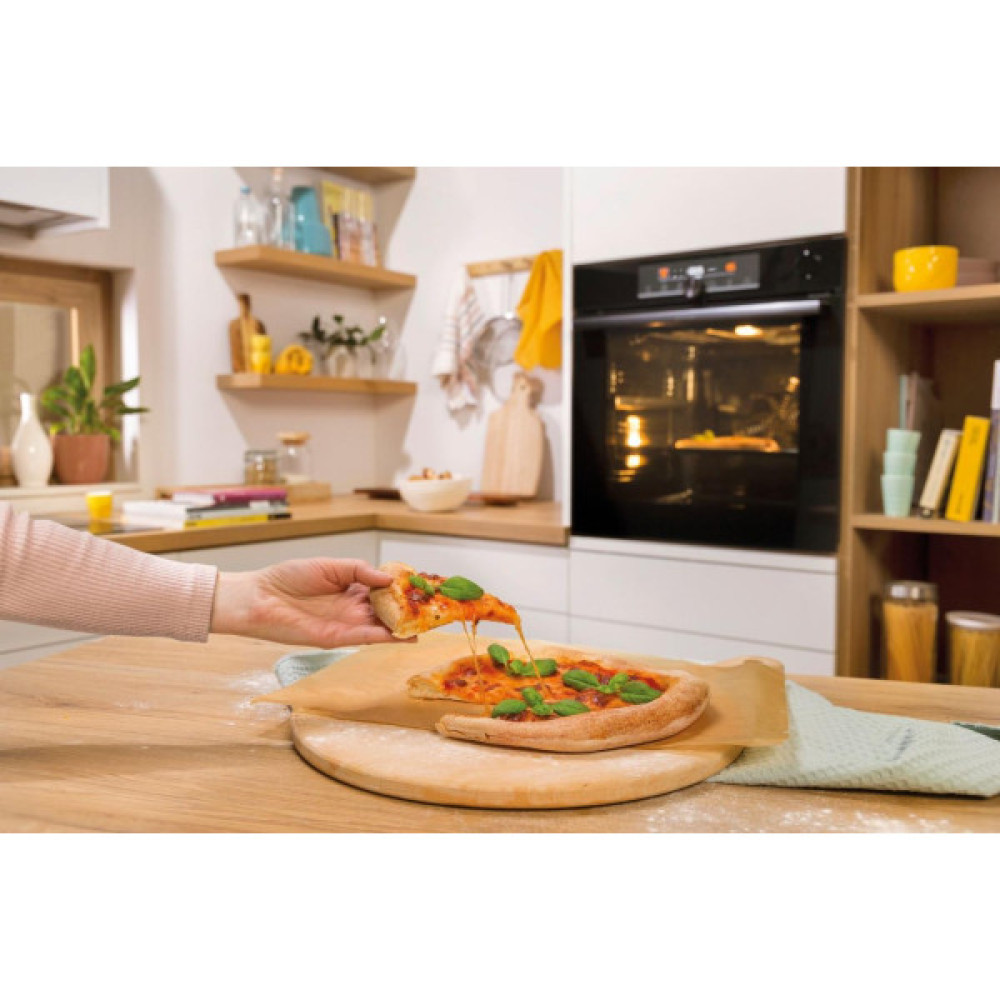 Духова шафа Gorenje електрична, 77л, A+, пара, дисплей, піроліз, чорний