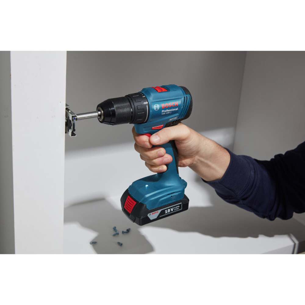 Шурупокрут-дриль акумуляторний Bosch Professional GSR 185-LI 18В 2х2.0А·год 50Нм 500·1900об·хв 0.9кг