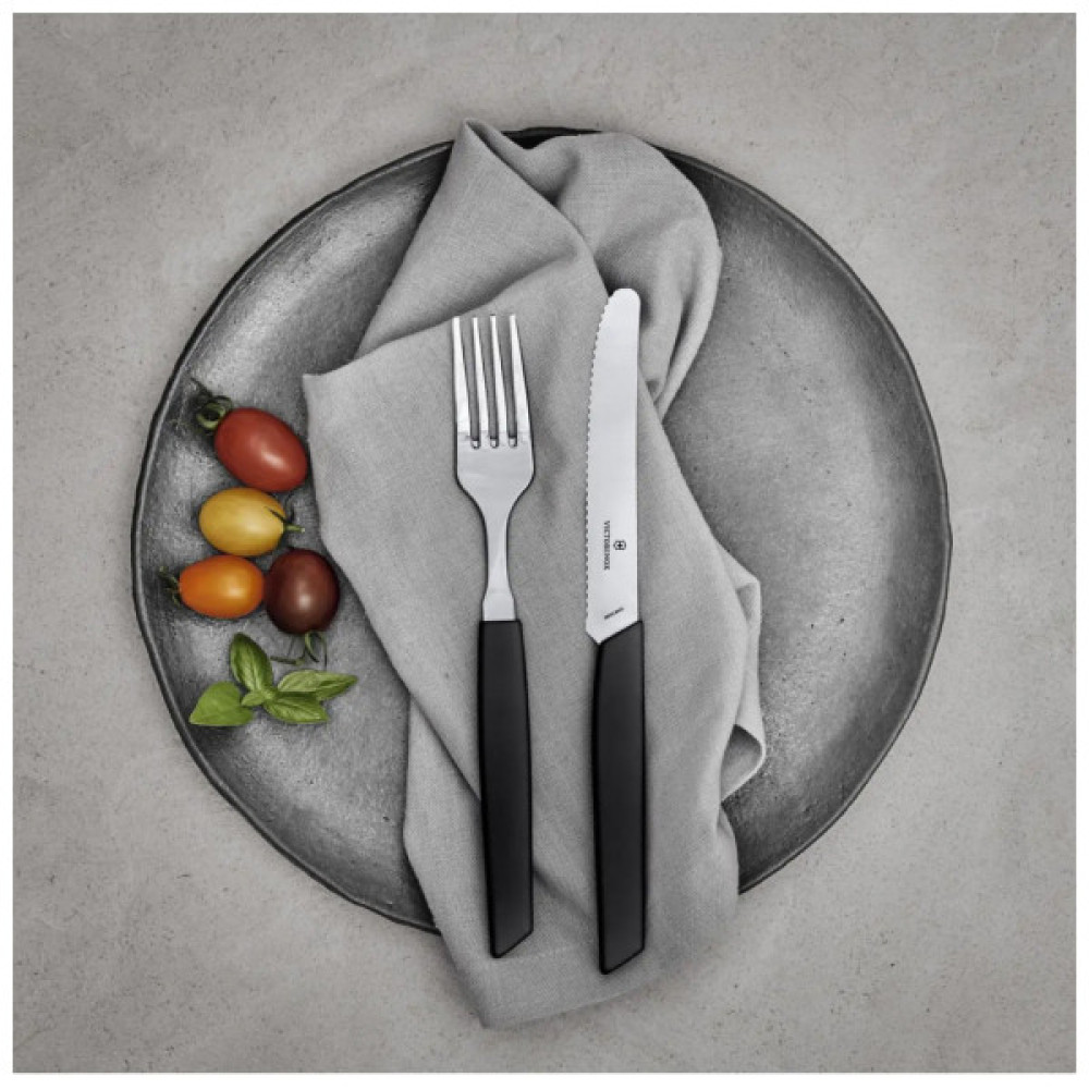 Кухонний ніж Victorinox Swiss Modern TomatoSausage 11см Black (6.9003.11W)