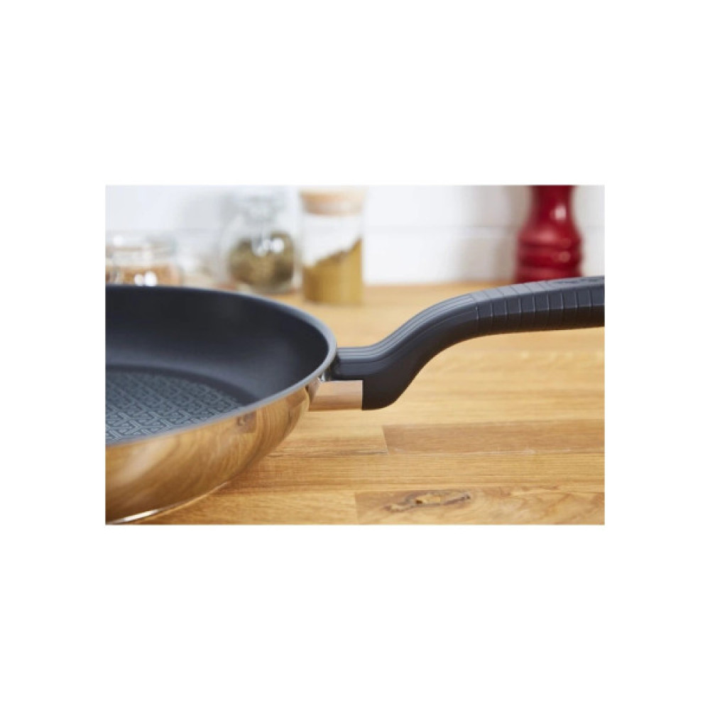 Сковорода Tefal Comfort Max, 20см, чорний (G7260244)