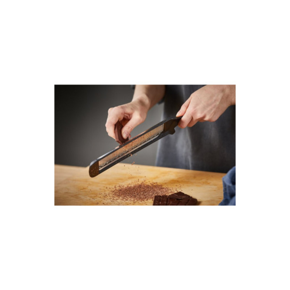 Терка Fiskars Functional Form для цедри лимону, імбиру, шоколаду (1014412)