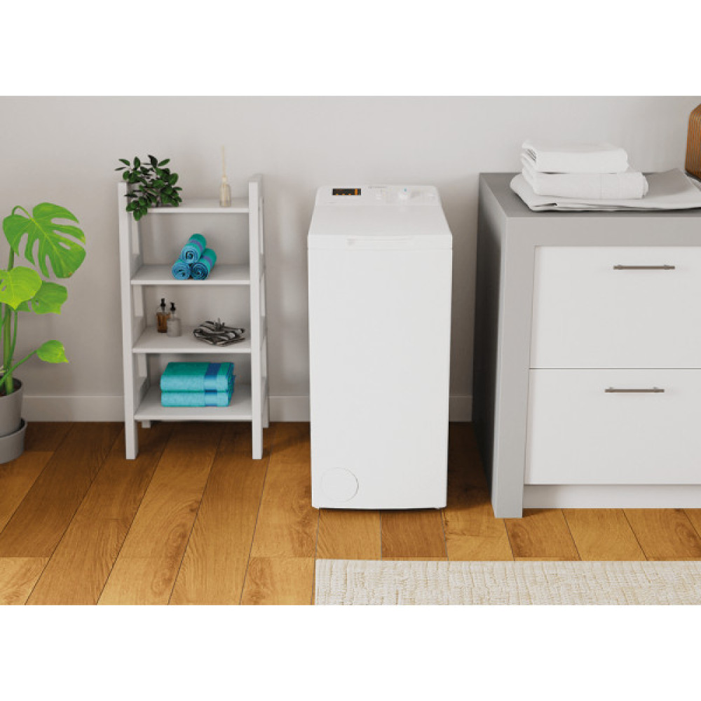 Пральна машина Indesit вертикальна, 6кг, 1000, C, 60см, дисплей, білий