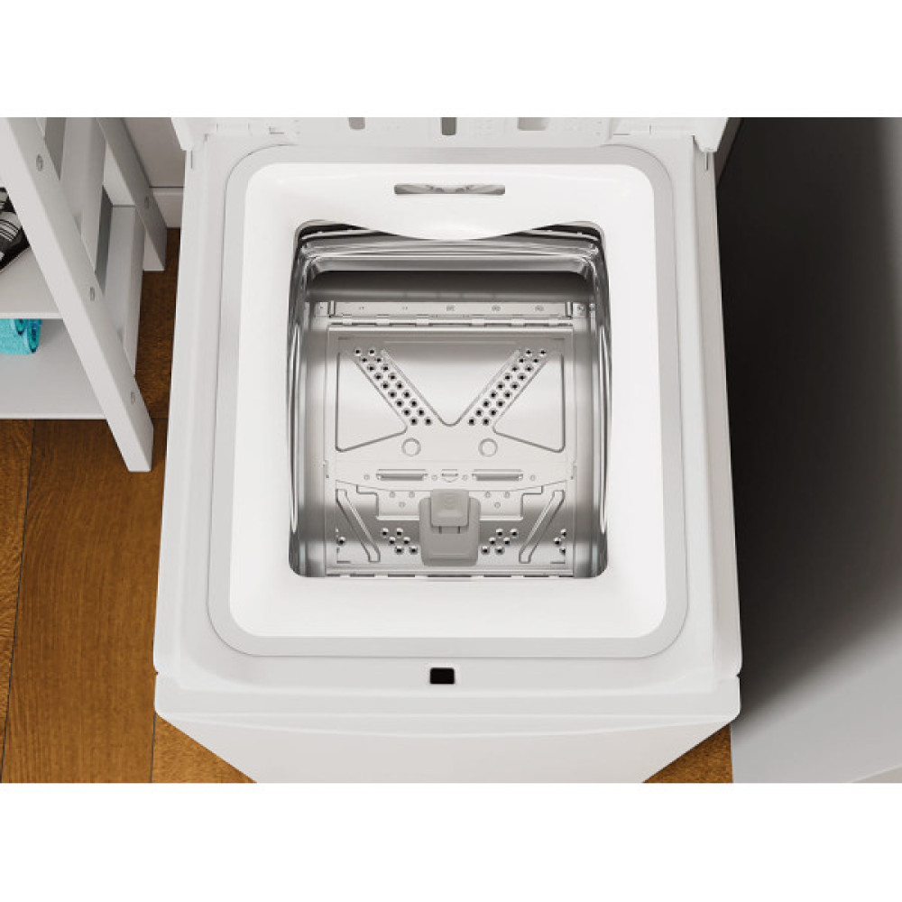 Пральна машина Indesit вертикальна, 6кг, 1000, C, 60см, дисплей, білий