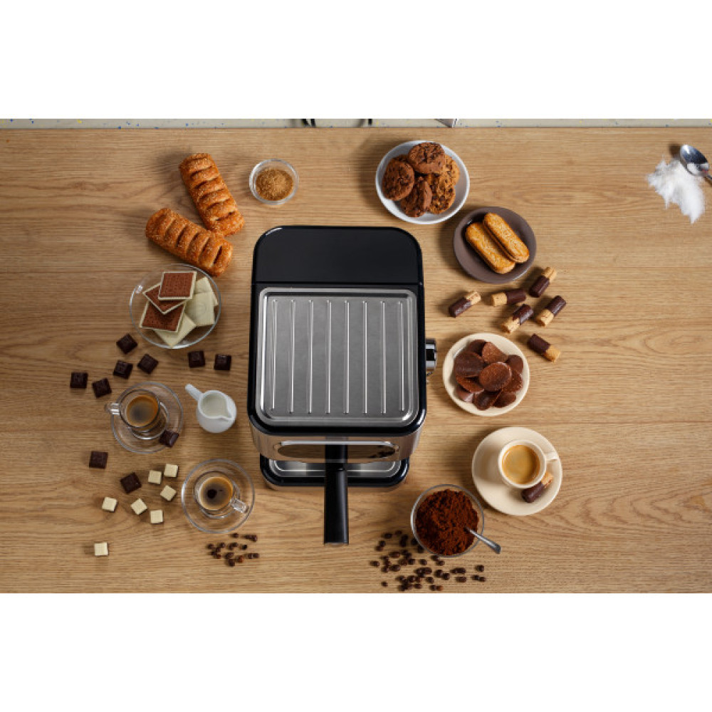 Кавоварка Gorenje ріжкова 1.5л, мелена, ручний капучинатор, нерж