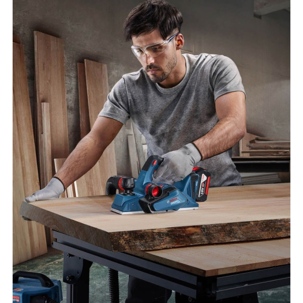 Рубанок акумуляторний Bosch Professional GHO 185-LI 18В 82мм стругання до 2.6мм паз до 9мм без АКБ та ЗП