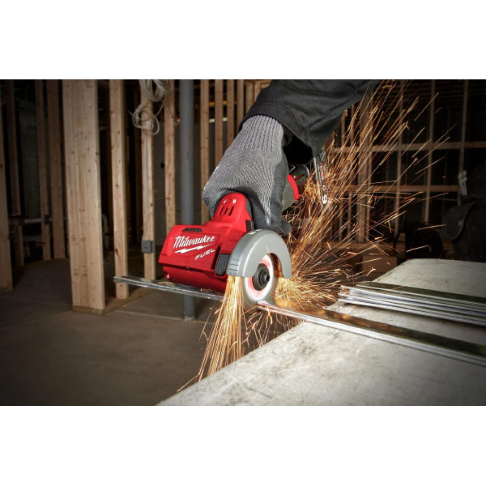 Шліфмашина кутова акумуляторна Milwaukee M12 FCOT 76мм 12В 1кг