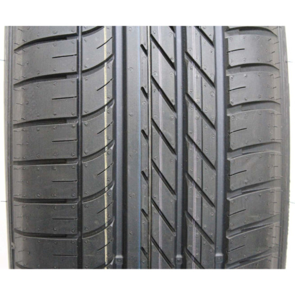 Шина Goodyear Eagle F1 Asymmetric SUV 285/45R19 111W XL ROF