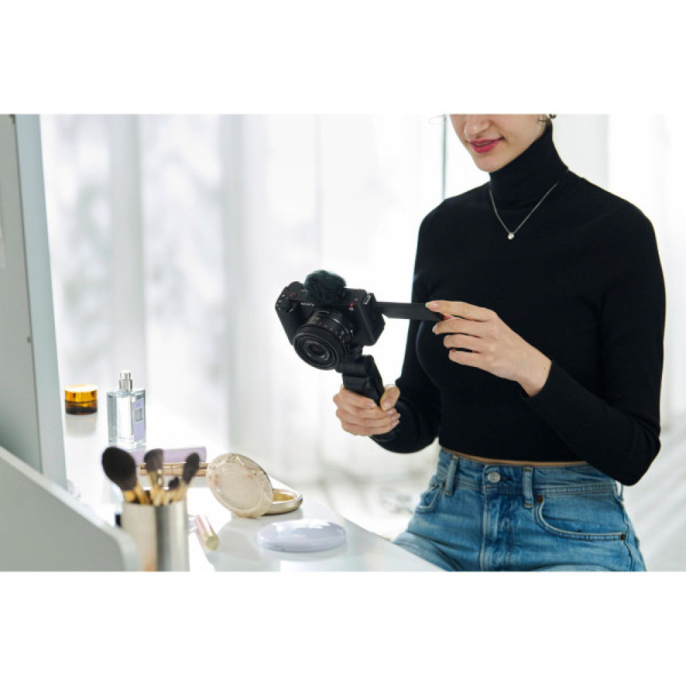 Цифровий фотоапарат Sony Alpha ZV-E1 kit 28-60mm Black (ZVE1LB.CEC)