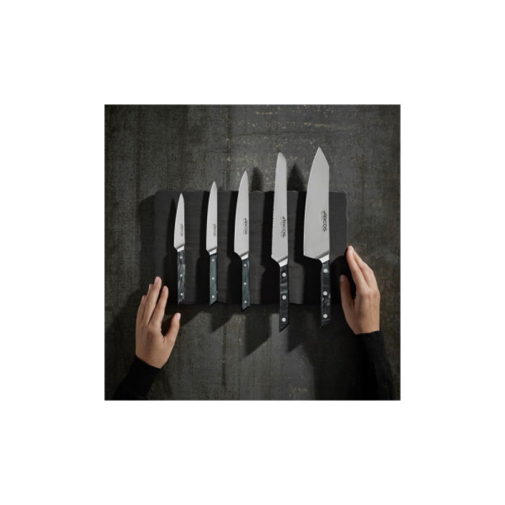 Кухонний ніж Arcos серія "Eclipse" кухарський 150 мм (213400)