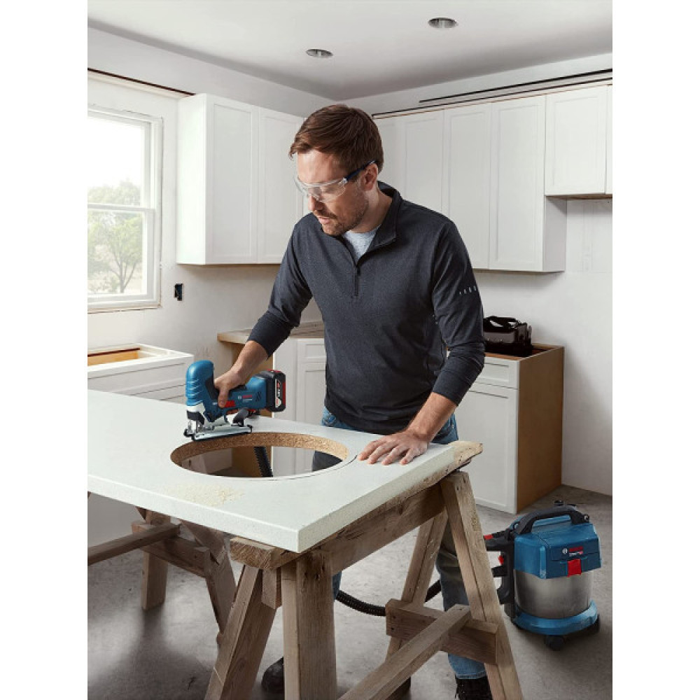 Лобзик акумуляторний Bosch Professional GST 185-LI 18В хід 26мм 0-3500об·хв 2.4кг без АКБ та ЗП
