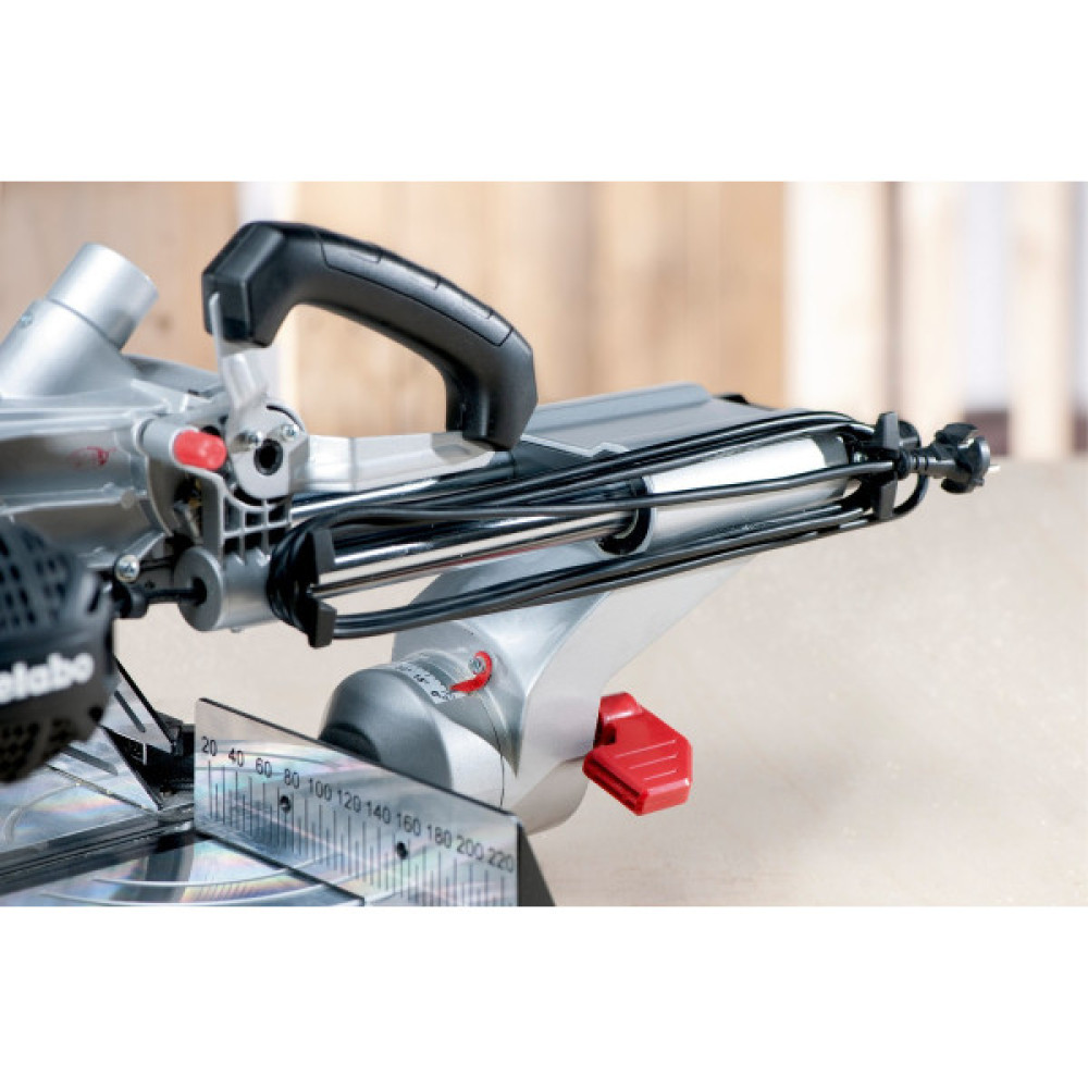 Пила торцювальна Metabo KGSV 216M з протяжкою 1700Вт диск 216мм 13.5кг