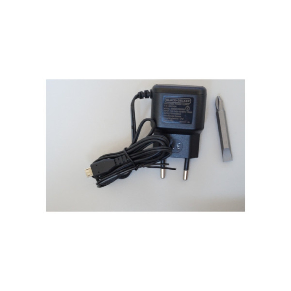Шуруповерт Black&Decker BDCD8