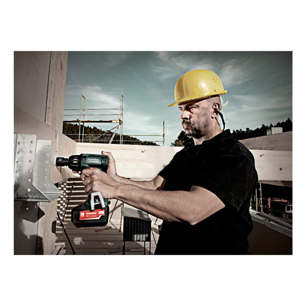 Гайковерт ударний акумуляторний Metabo SSW 18 LTX 400 BL 18В 2150об·хв 620Нм 1.3кг без АКБ та ЗП