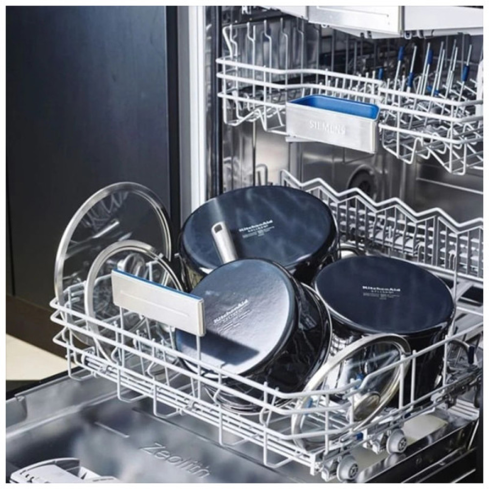 Каструля KitchenAid Steel Core 24 см 6 л матовий чорний (CC006001-001) Каструля KitchenAid Steel Core 24 см 6 л матовий чорний (CC006001-001)