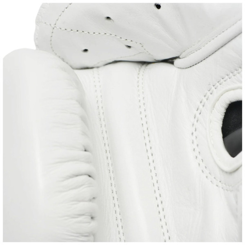 Боксерські рукавички Leone GN111 The Greatest White 16 унцій (бинти в комплекті) (GN111_White_16oz)