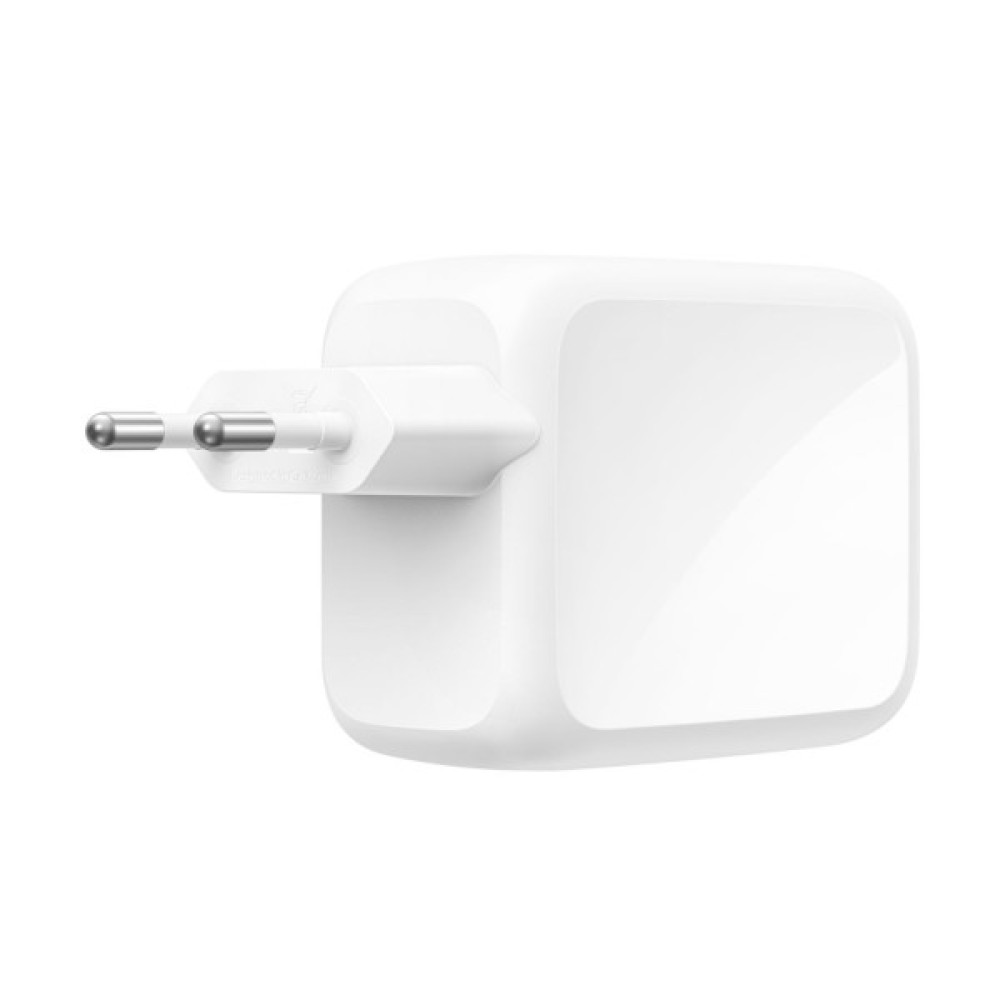 Зарядний пристрій Belkin 2xUSB-C 67W GaN PD3.2 PPS + built-in cable USB-C 1.0m white (WCH022KQWH)