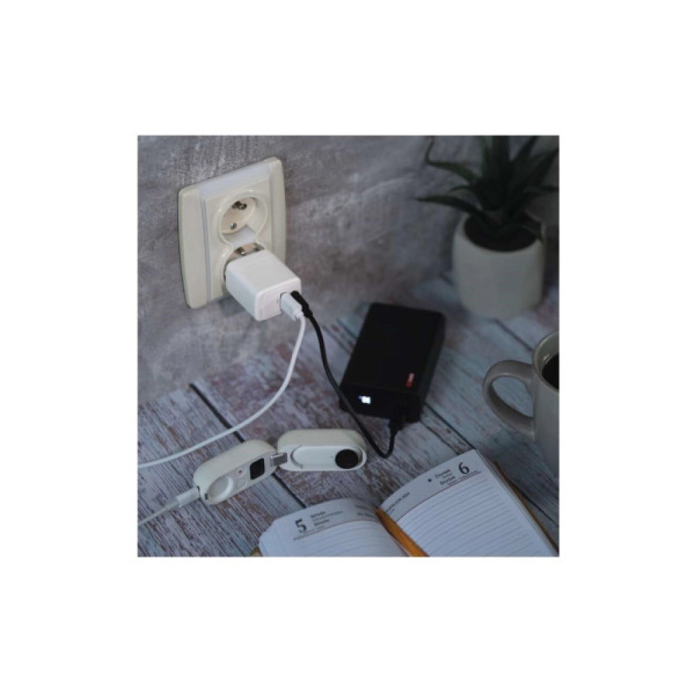 Зарядний пристрій EMOS V02G20 1xUSB-A + 1xUSB-C PD20W GaN (V02G20)