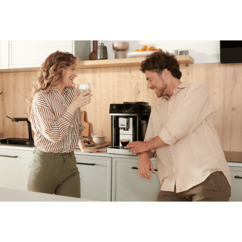 Крапельна кавоварка AMICA CM 7011 Elegance